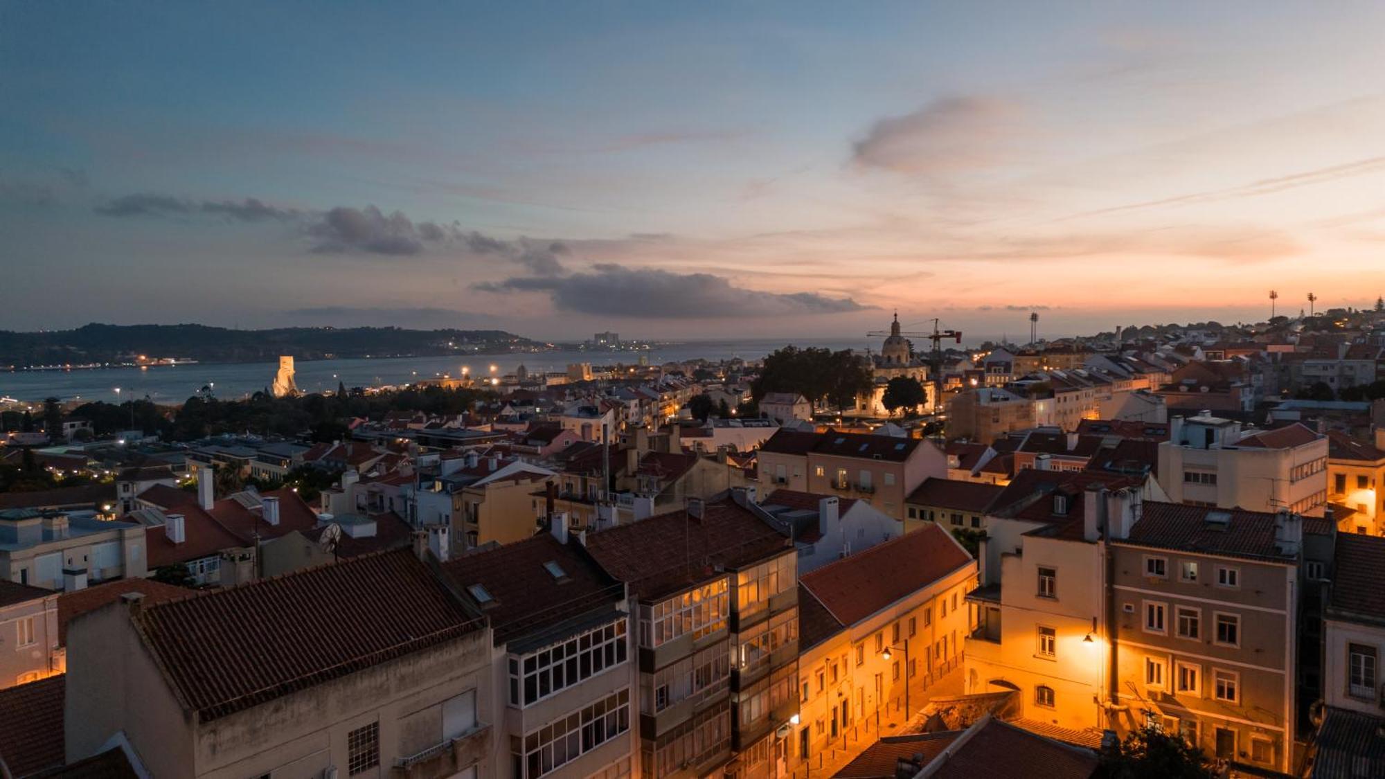 Premium Flat At Ajuda/Belem With Balcony, Parking! Apartment Lisabona Exterior foto